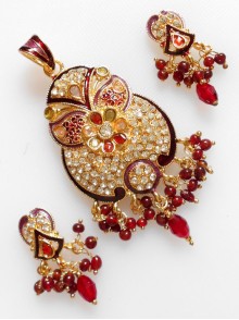 Fashion Pendant Sets